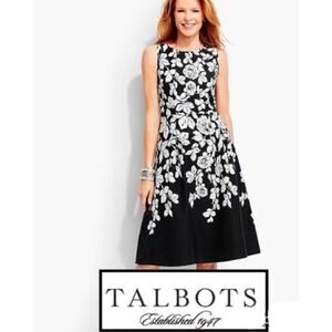Talbots Roses Fit-And-Flare Black White Floral Dress with Pockets Size 10